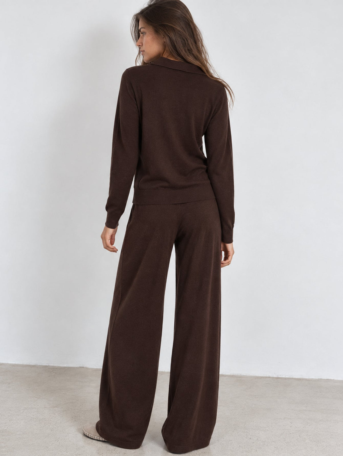 Ensemble en maille marron dos