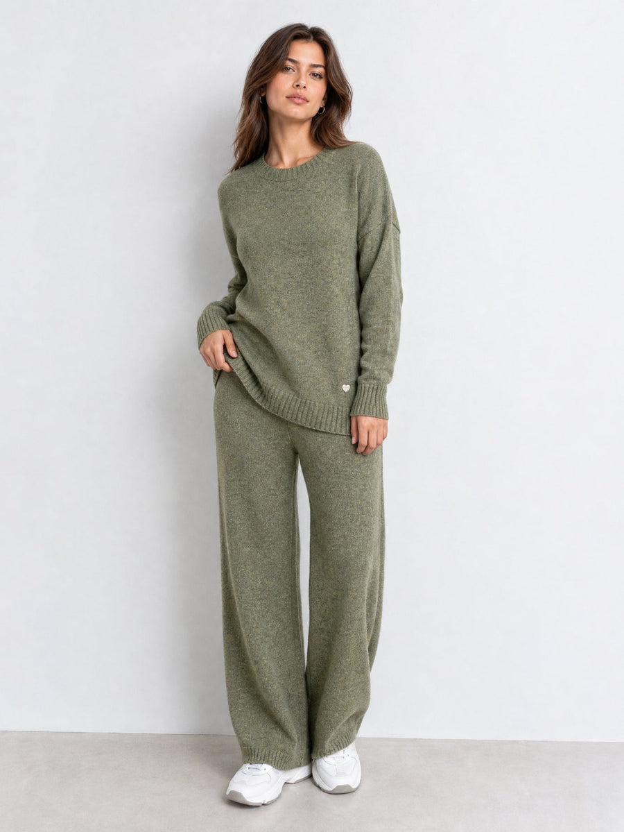Ensemble en maille vert kaki