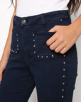 02. 02 jean denim cloute poches plaquees image 17