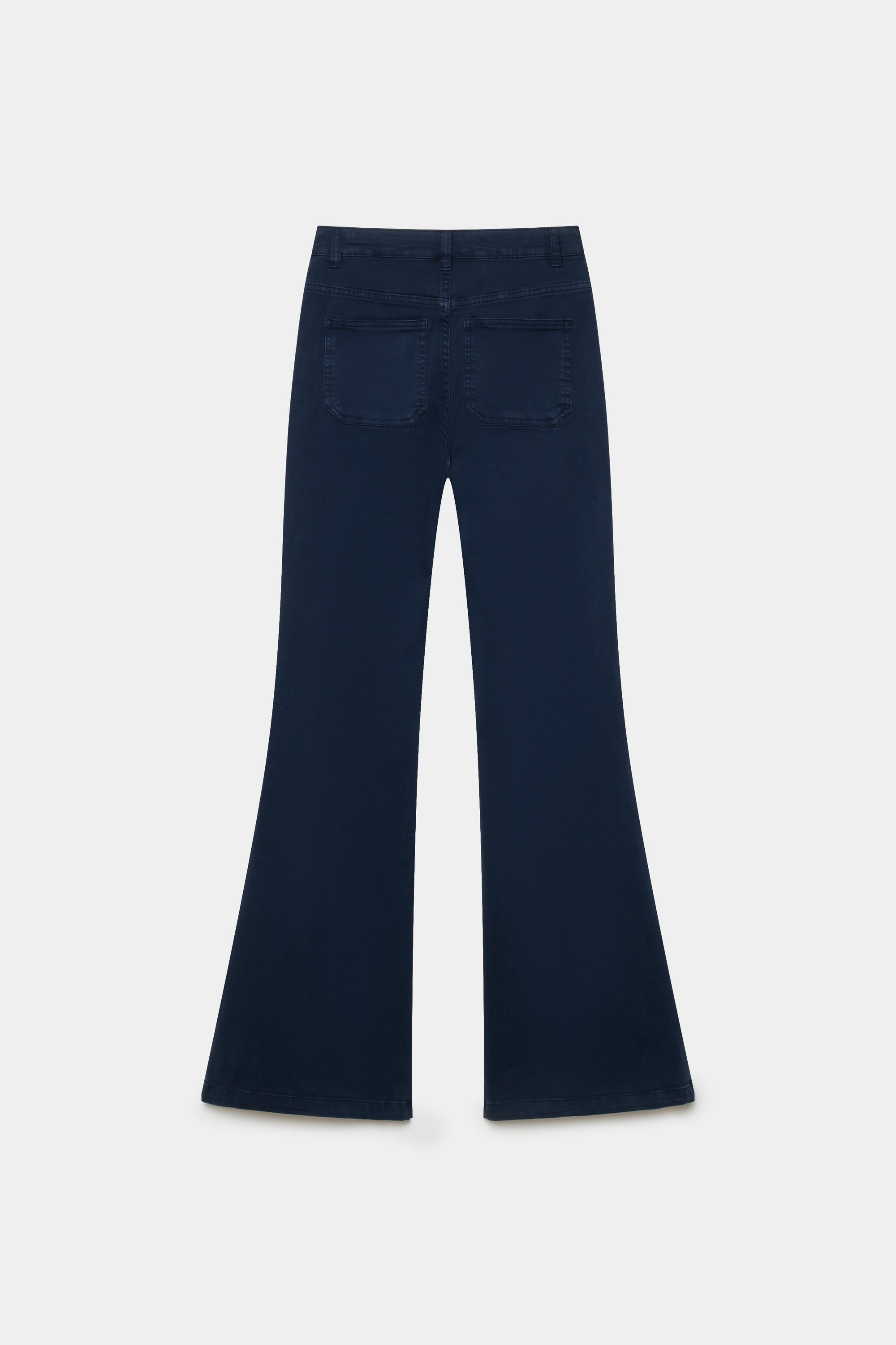 02. 02 jean denim cloute poches plaquees image 20