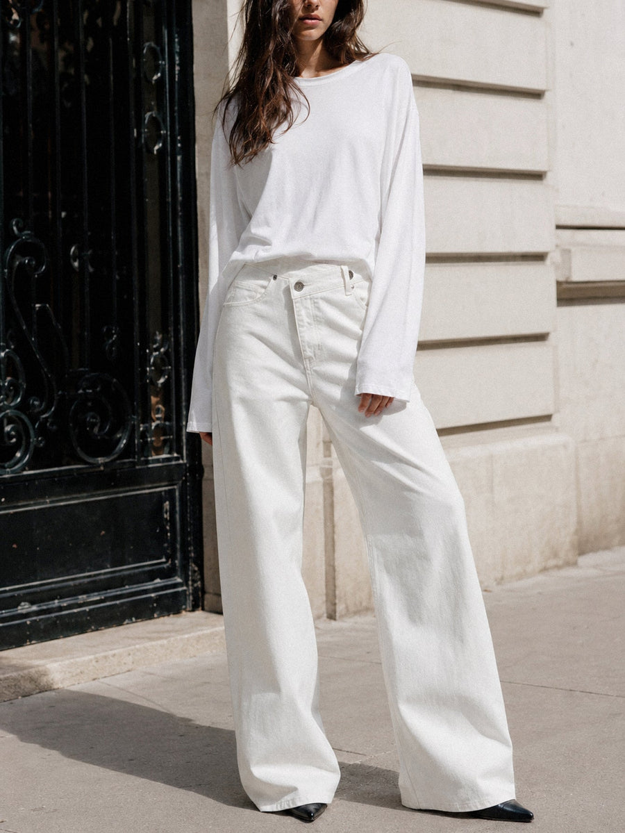 Jean large à ceinture croisée blanc