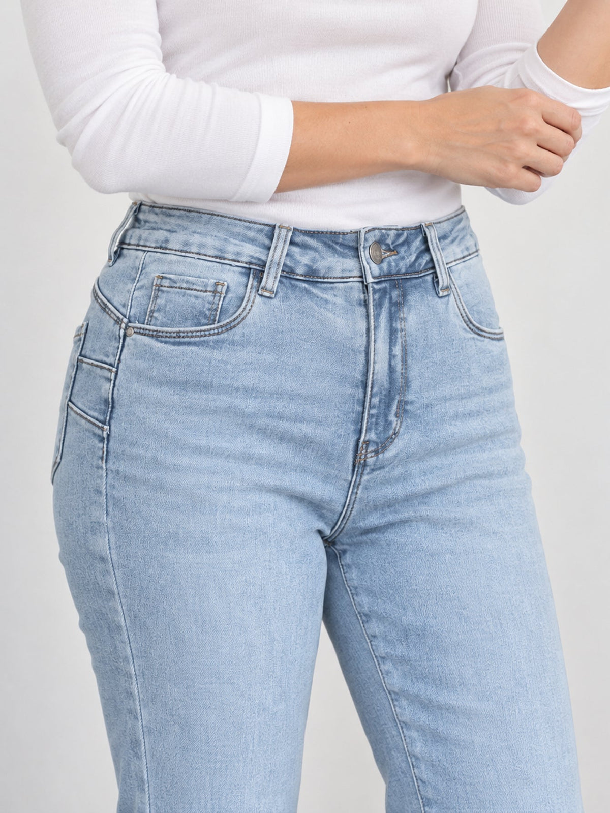 jean flare délavé clair dos