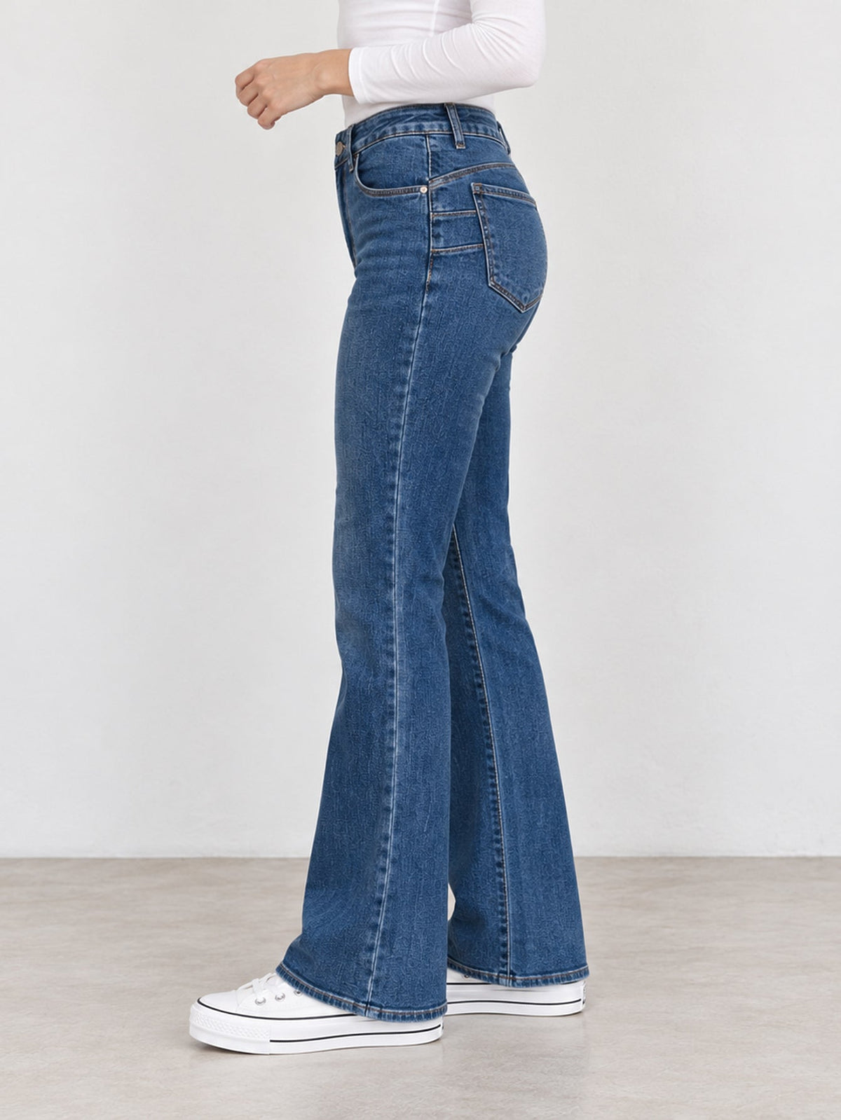 jean flare bleu moyen profil