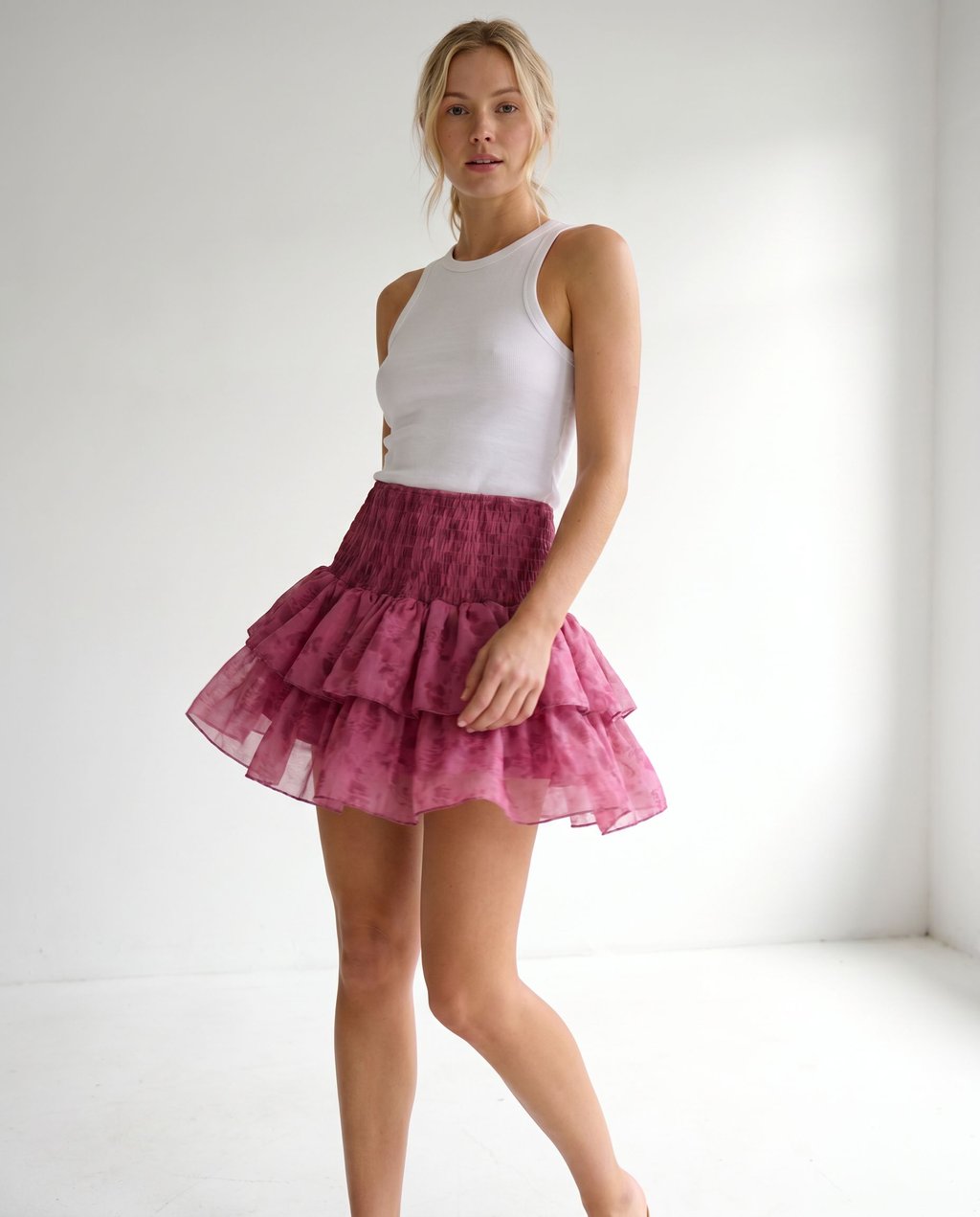 02. Jupe mini florale à taille haute smockée