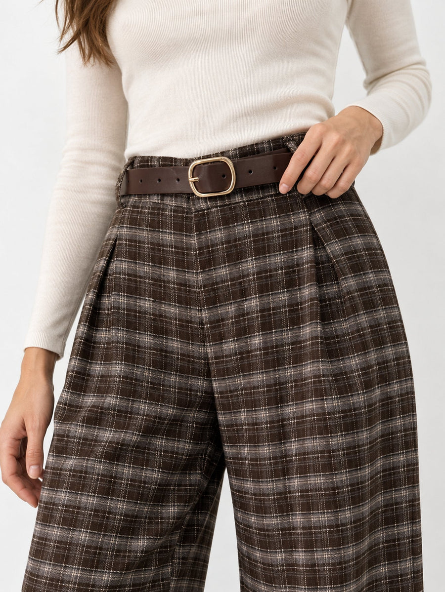 Ceinture marron à boucle dorée