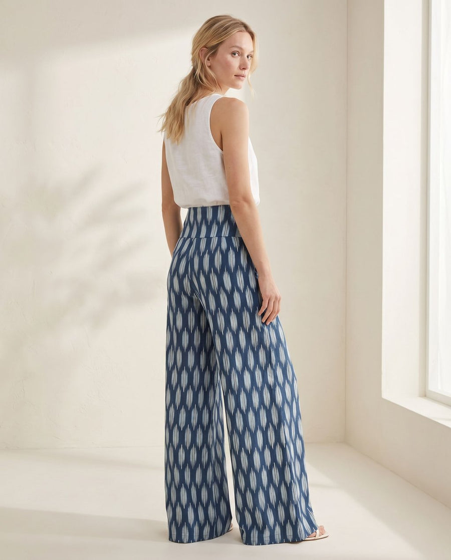 02. Pantalon imprimé taille haute ceinturé