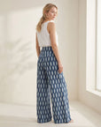 02. Pantalon imprimé taille haute ceinturé