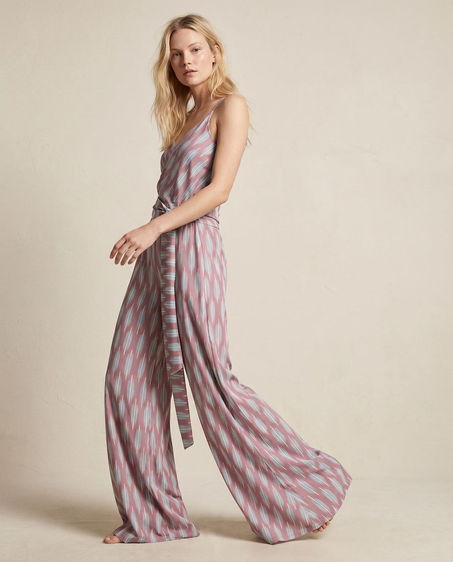 02. Pantalon imprimé taille haute ceinturé