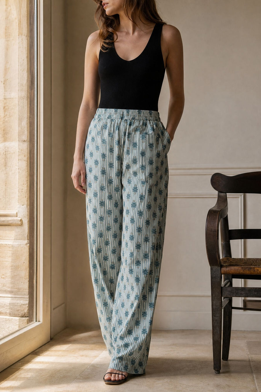 pantalon raye et fleuri dos elastique image 12