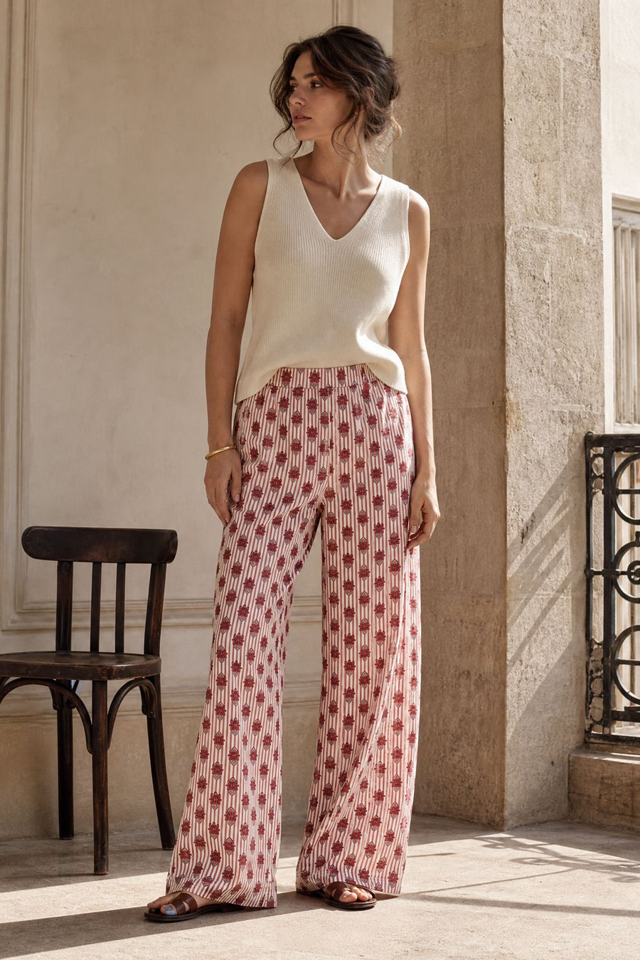 Pantalon large rayé et fleuri taille élastiquée