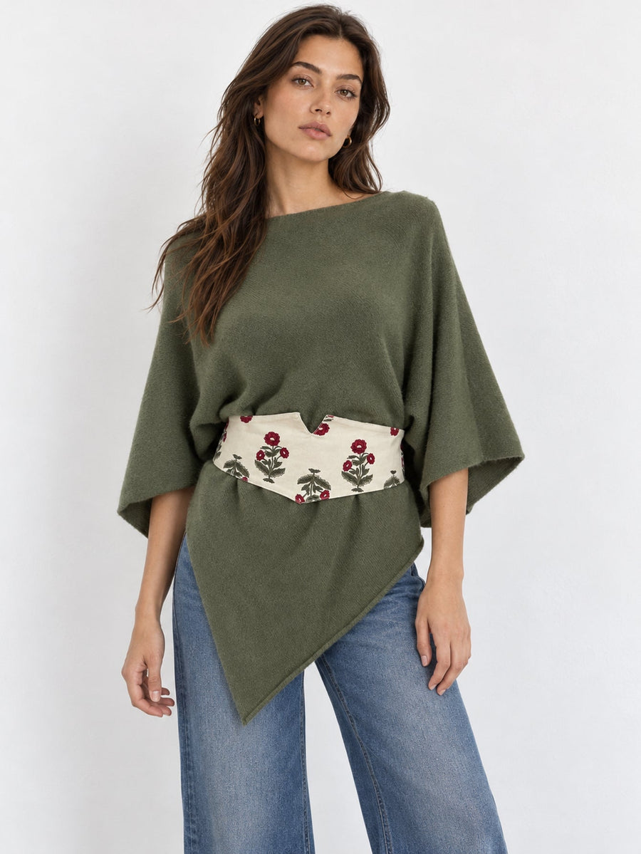 Poncho en maille kaki avec ceinture