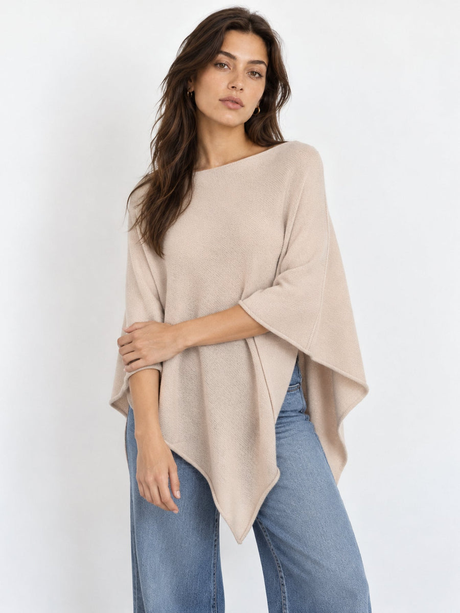 Poncho en maille beige asymétrique