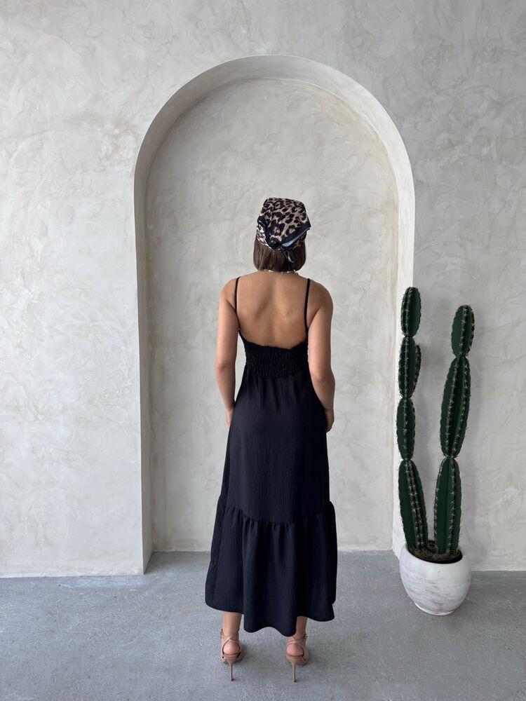02. 02 robe midi noire col v crochet image 5