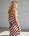 02. 02 robe midi satinee a rayures col v image 11