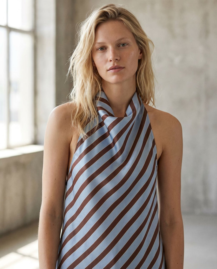 02. Top halter satiné drapé à rayures