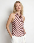 02. Top halter satiné drapé à rayures