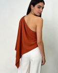 02. top une epaule asymetrique drape texture image 13