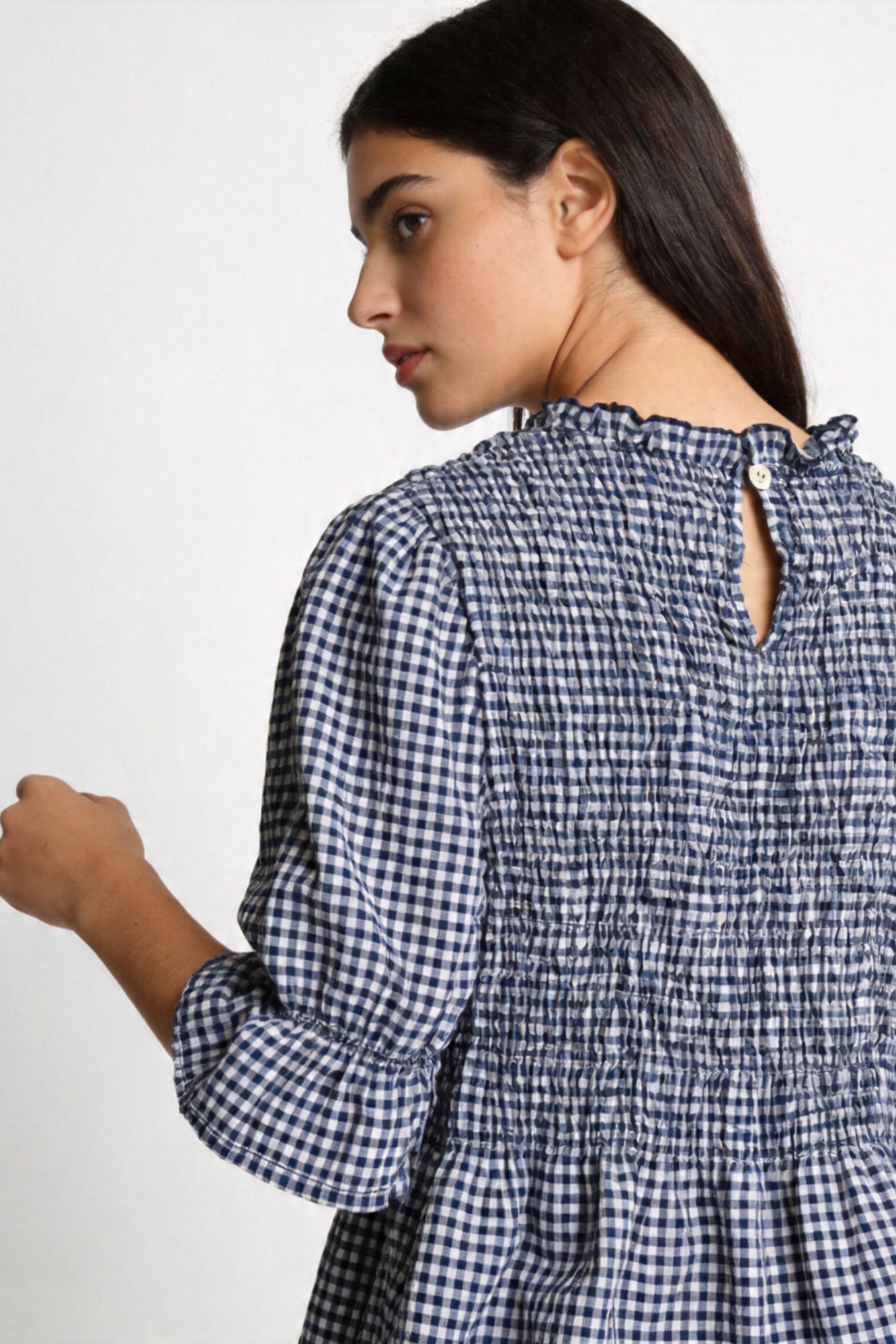 blouse à carreaux bleu foncé détail bouton au dos