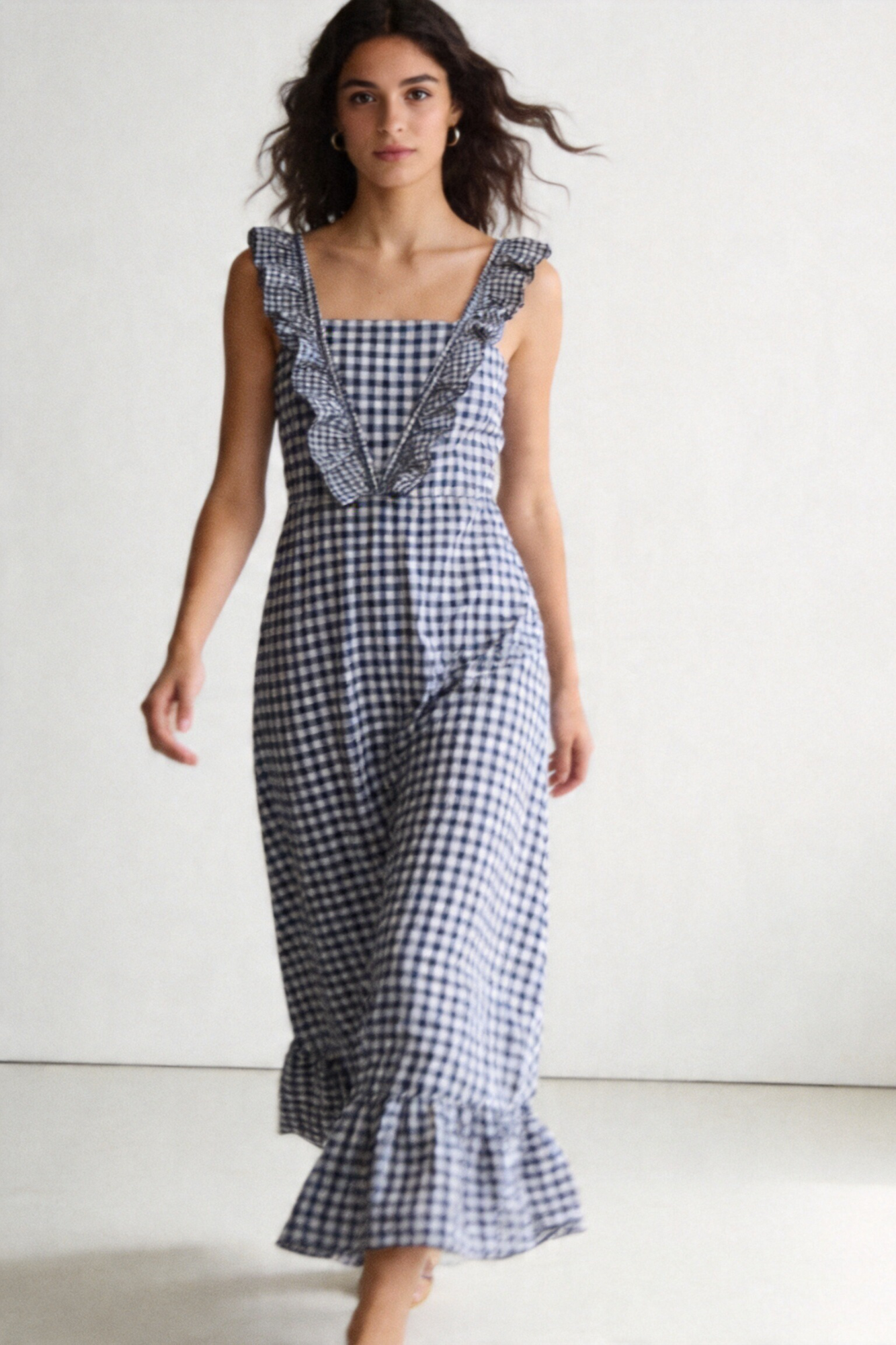 robe midi à carreaux volants portée
