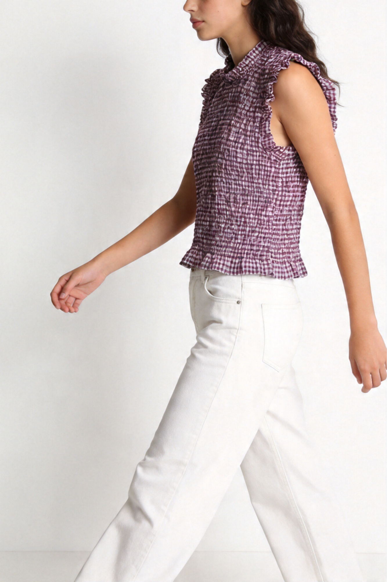 top fille de profil carreaux violet