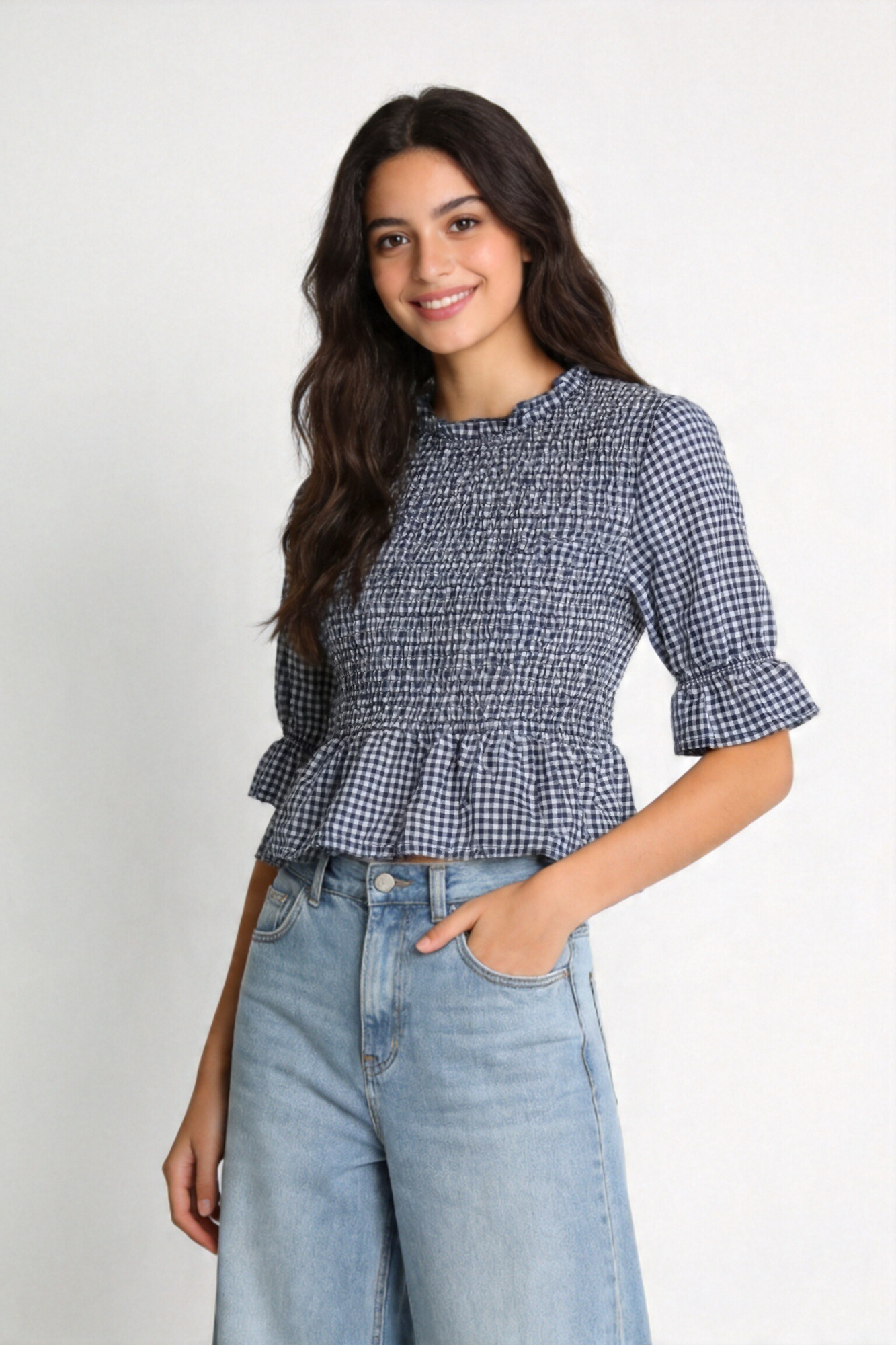 blouse à carreaux bleue et jean casual teen