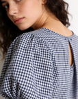 blouse à carreaux col rond détail épaule bleu marine