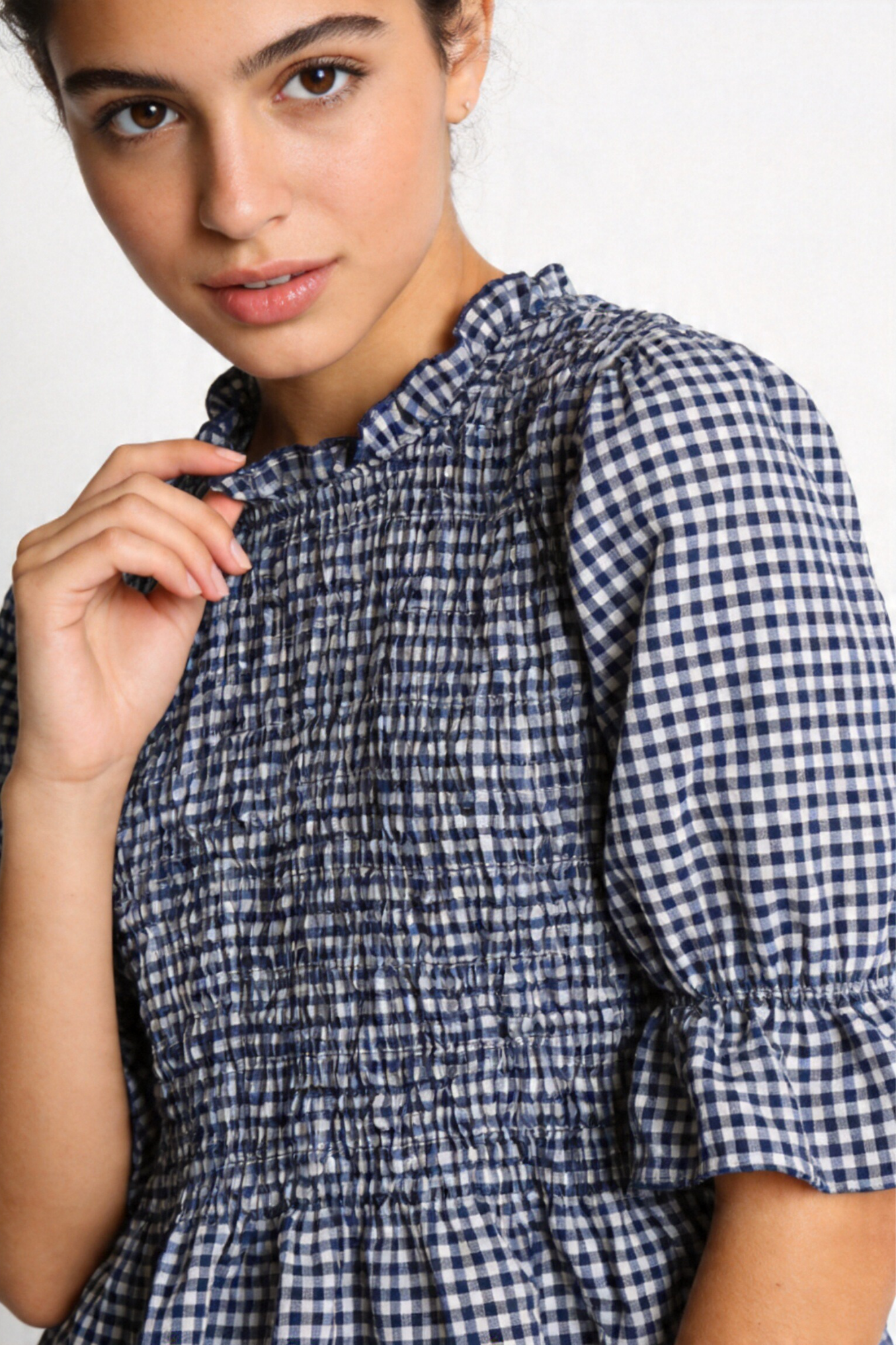 blouse à carreaux bleu foncé focus col rond