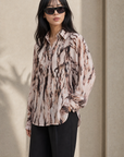 02.AI chemise debout 3/4
