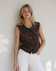 02. Blouse sans manches col Claudine en lin