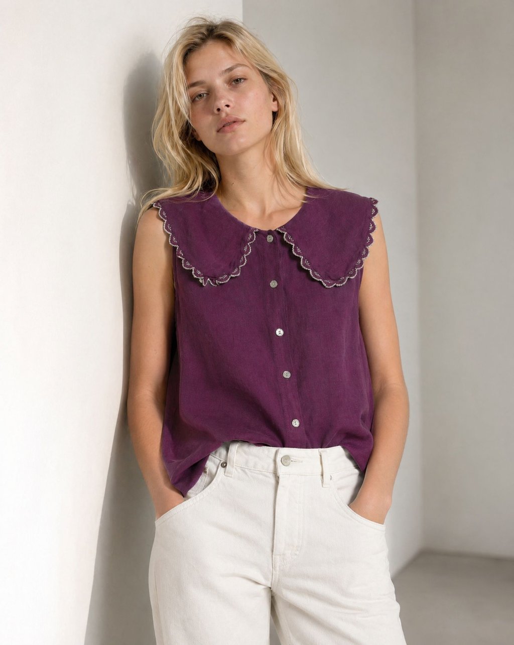 02. Blouse sans manches col Claudine en lin