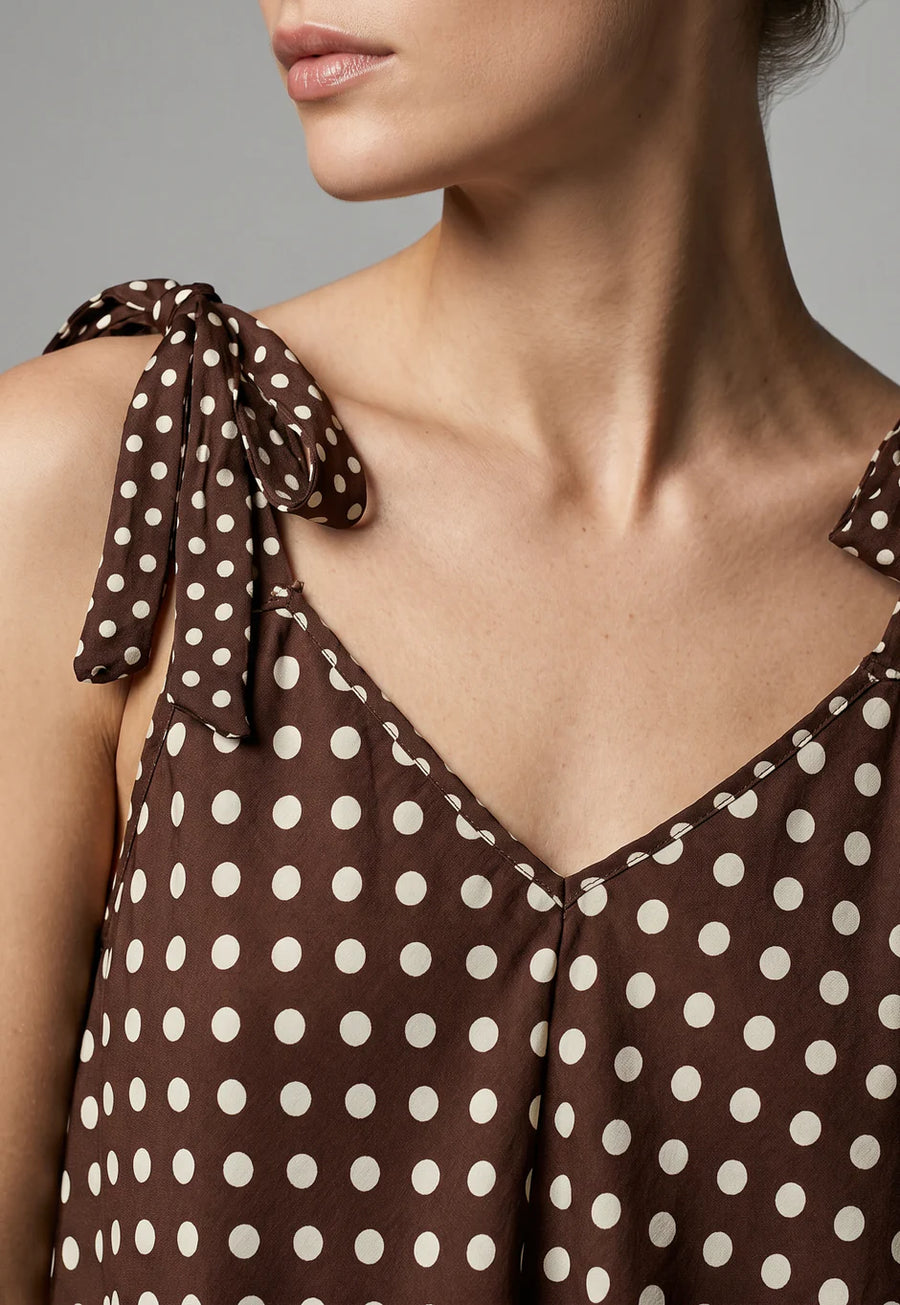 Robe trapèze longue à pois bretelles à nouer détail du produit