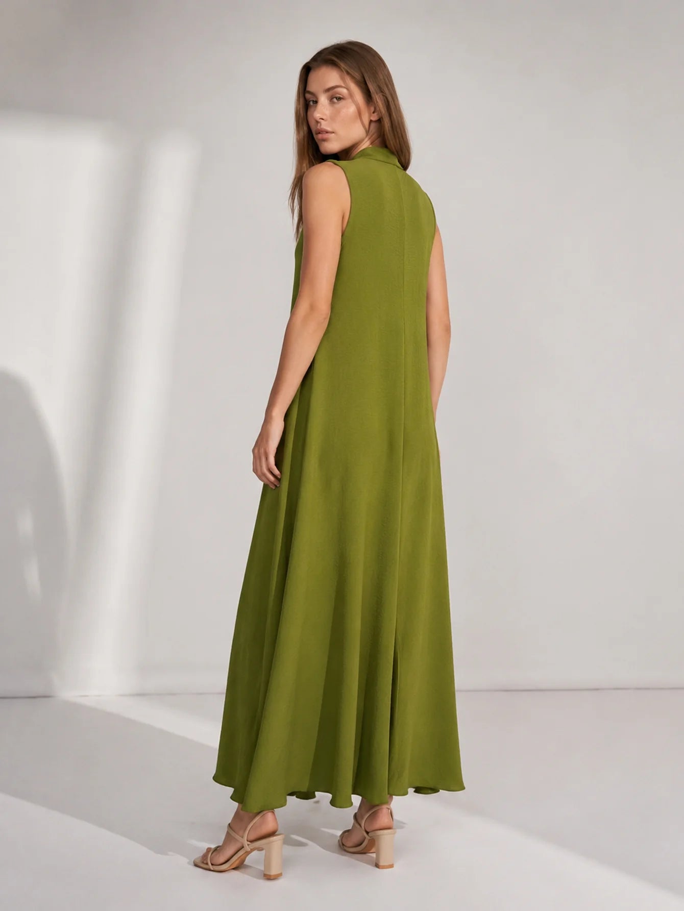 Robe maxi évasée col V chocolat vue 20