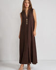 Robe maxi évasée col V chocolat vue de profil