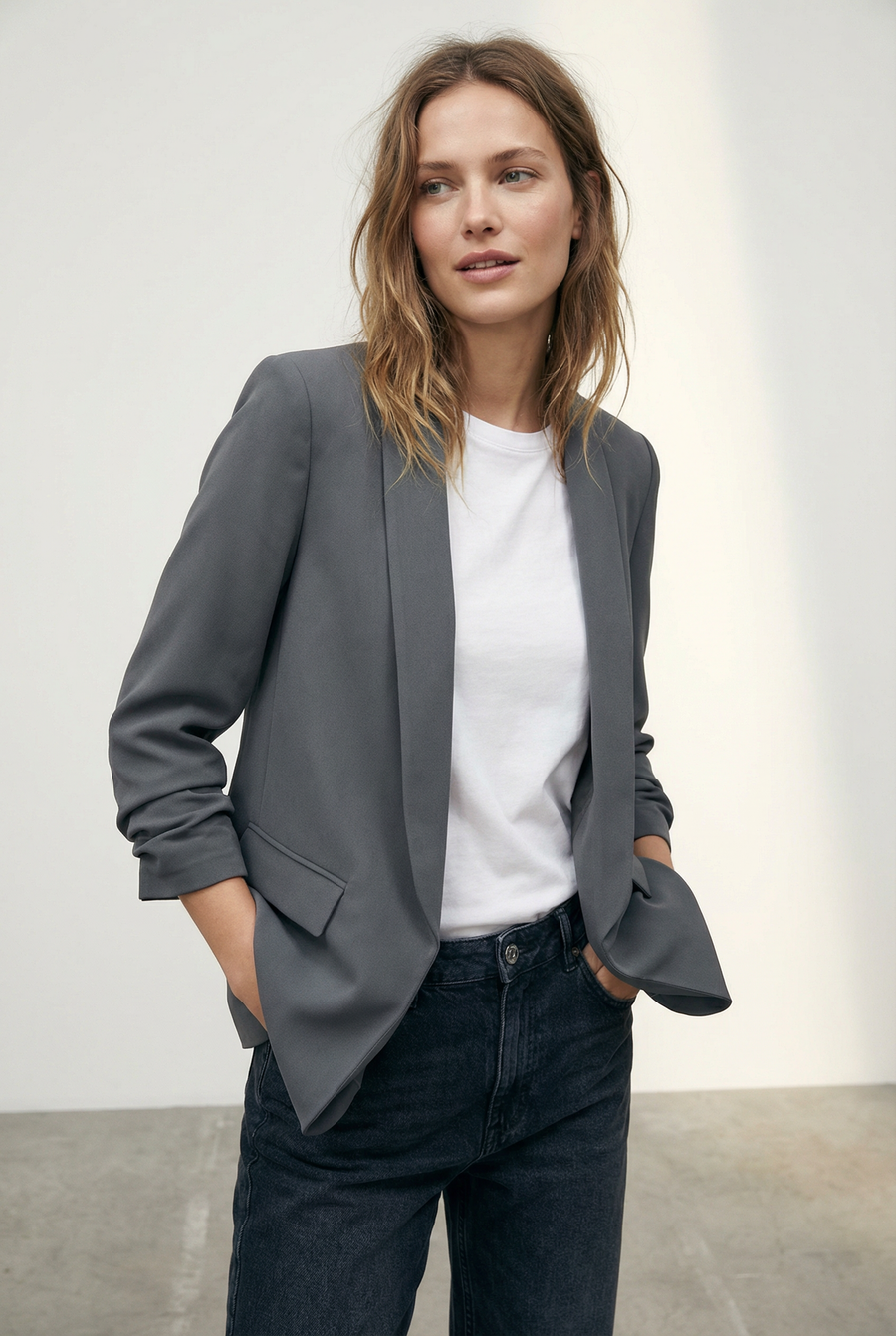 Blazer femme manches froncées élégant coupe droite structuré