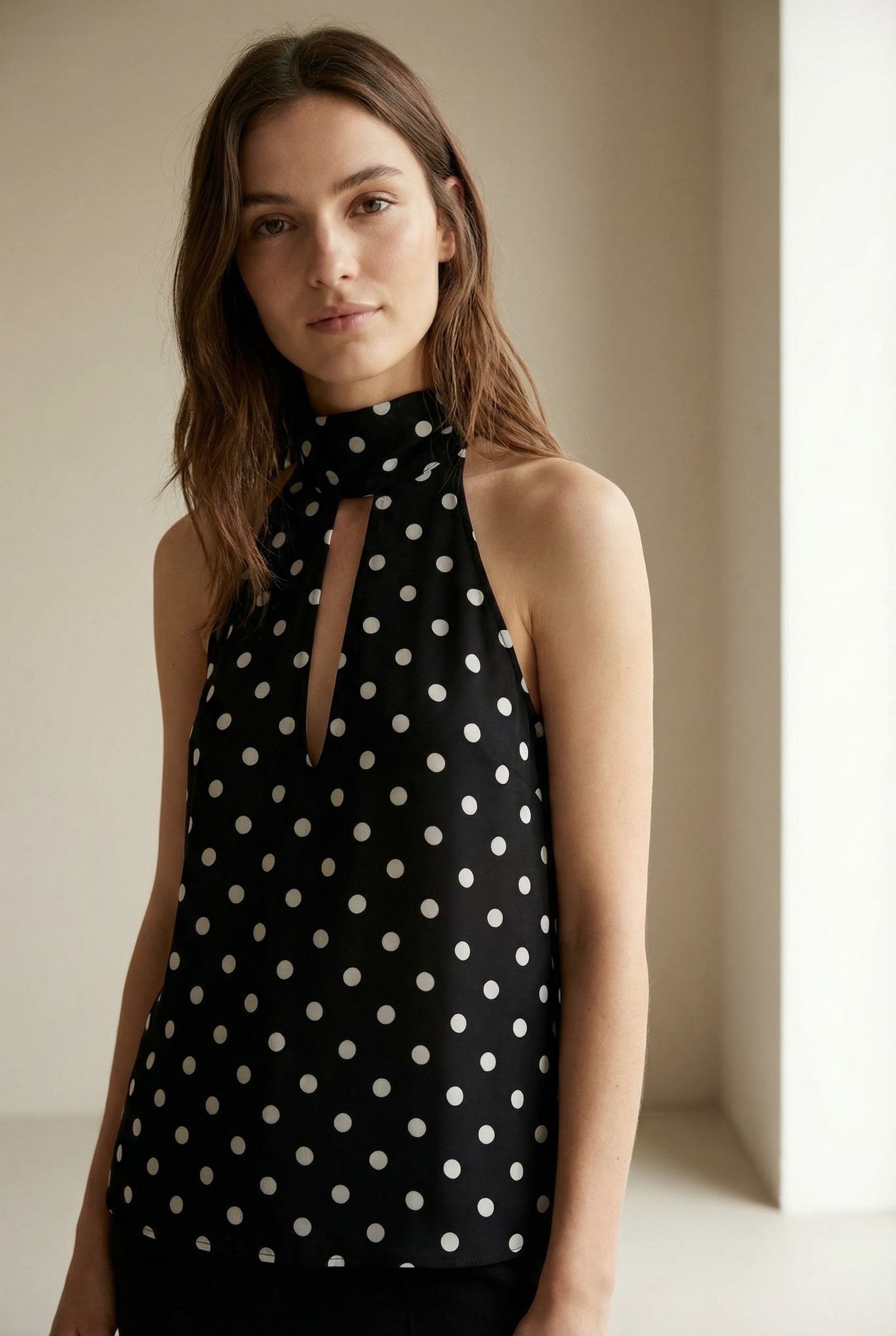 Blouse Femme Fluide Chic À Pois Blancs, Col Montant Noué