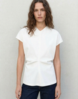Blouse blanche col V froncée détail du produit