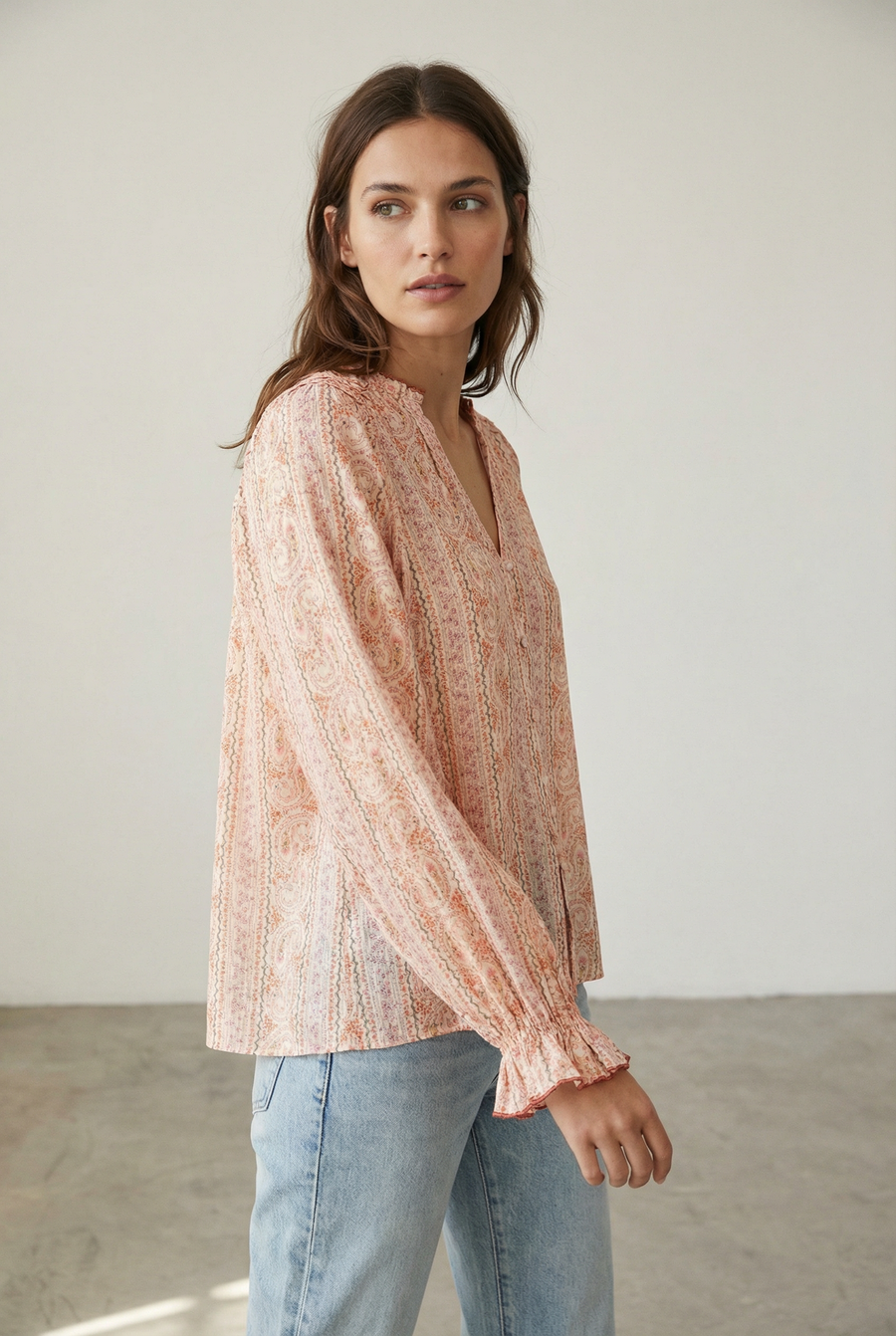 Blouse bohème rose fluide – Coupe légère – Manches longues look complet