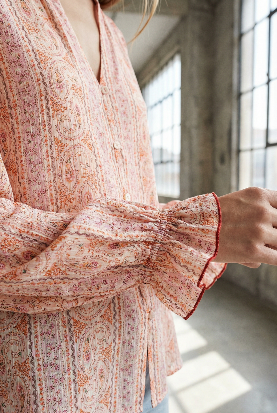 Blouse bohème rose fluide – Coupe légère – Manches longues vue portée