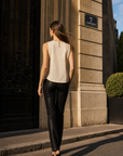 Blouse en crochet beige sans manches