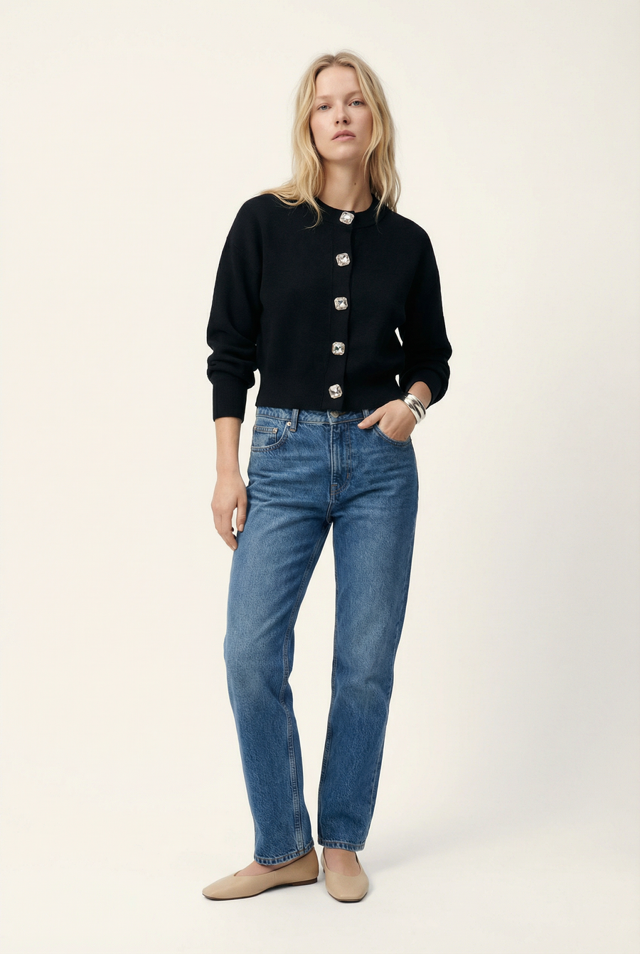Cardigan Noir Cintré Manches Longues Boutonné