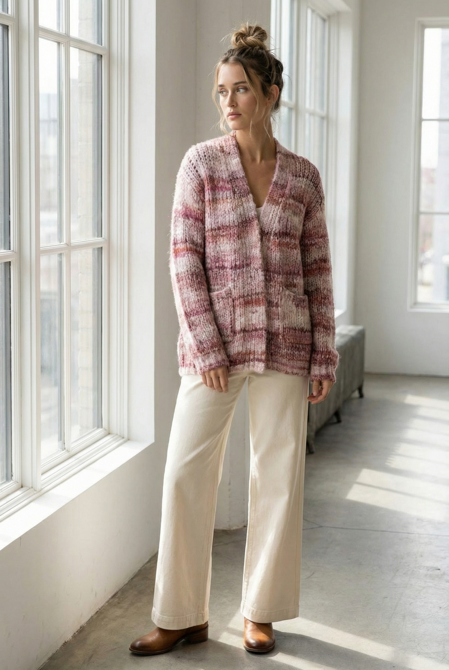 Cardigan court femme en maille – Ouvert à poches – Laine mélangée vue de profil