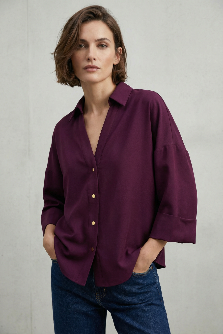 Chemise Bordeaux Femme Chic À Boutons Dorés