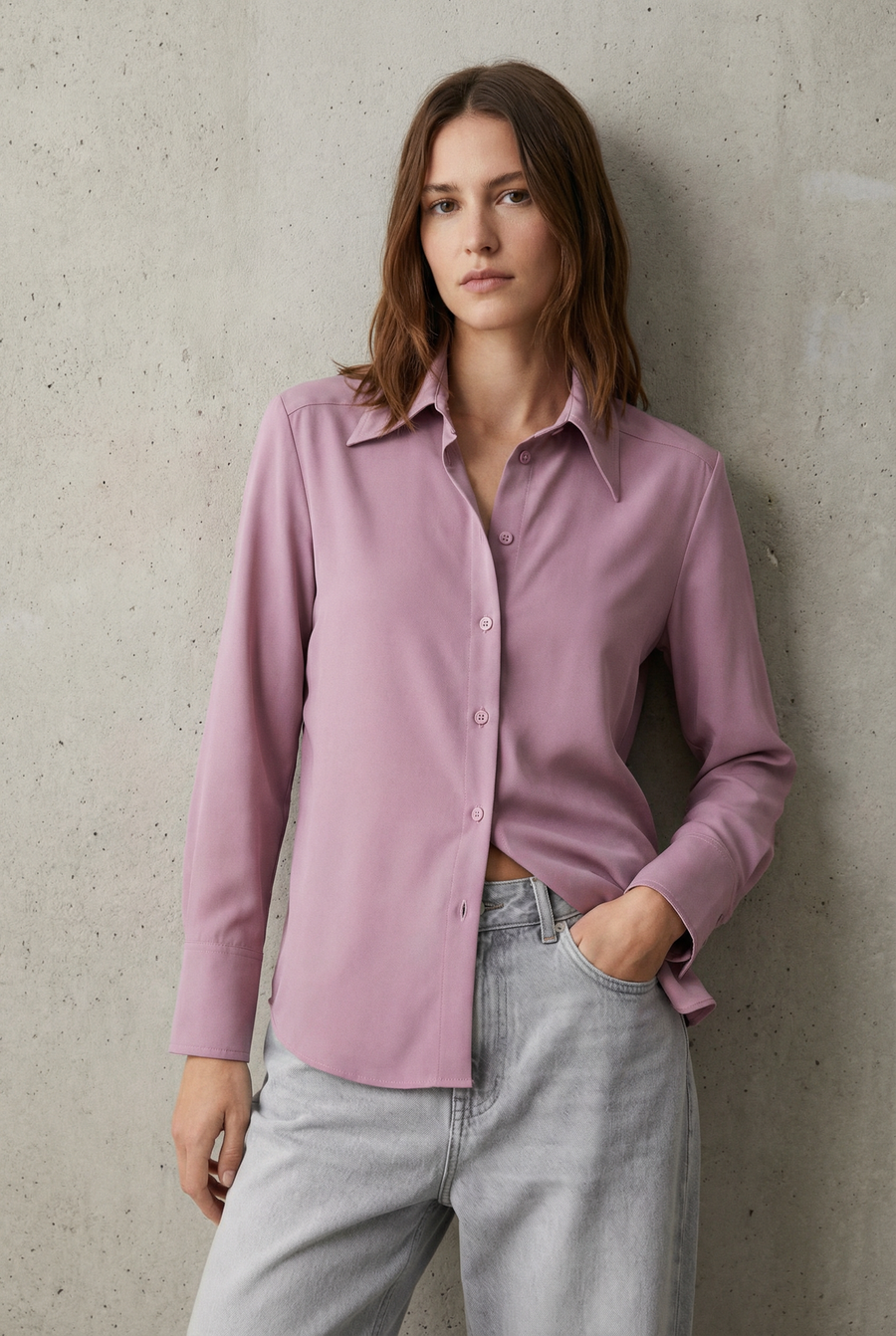 Chemise Fluide Femme Lilas À Col Pointu - Élégante, Confortable et Polyvalente