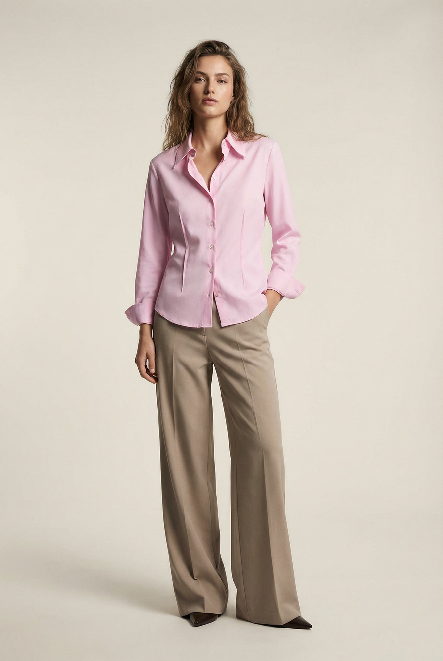 Chemise cintrée rose pastel manches longues vue principale