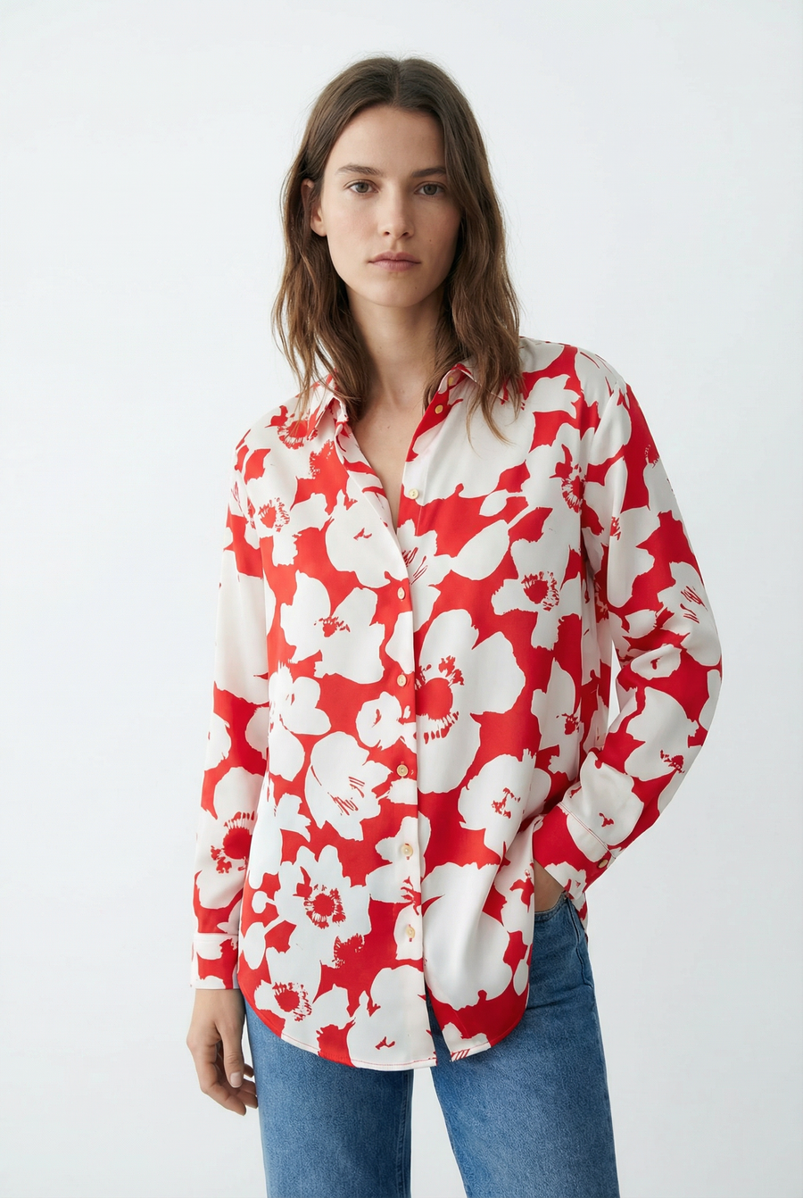 Chemise fleurie oversize rouge et blanc cassé