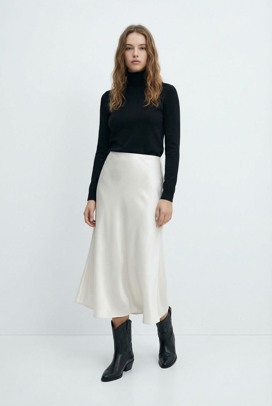 Jupe midi droite satinée taille élastique
