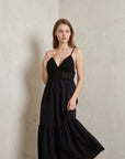 02. Robe midi noire crochet col V taille empire
