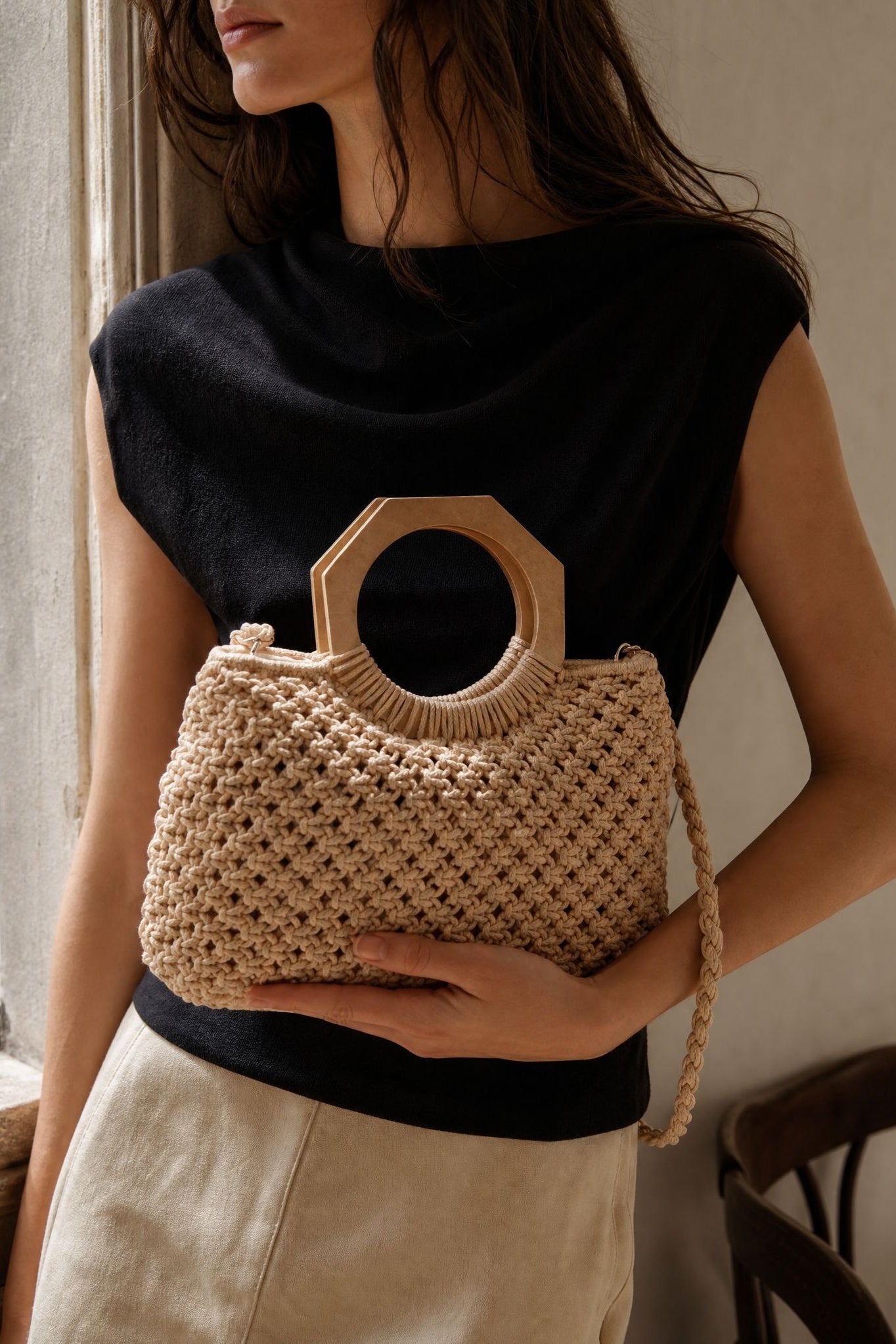 02. Sac Mini cabas en macramé à anses en bois
