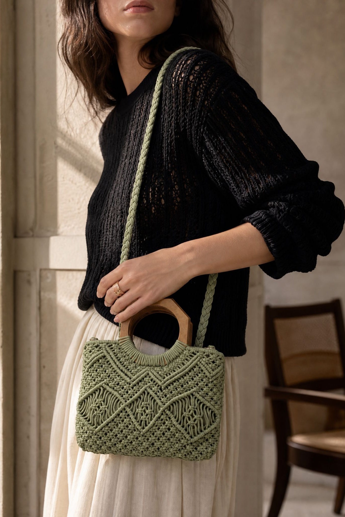 02. Sac Mini cabas en macramé à anses en bois