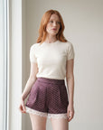 02. Short satiné bordeaux à pois taille haute